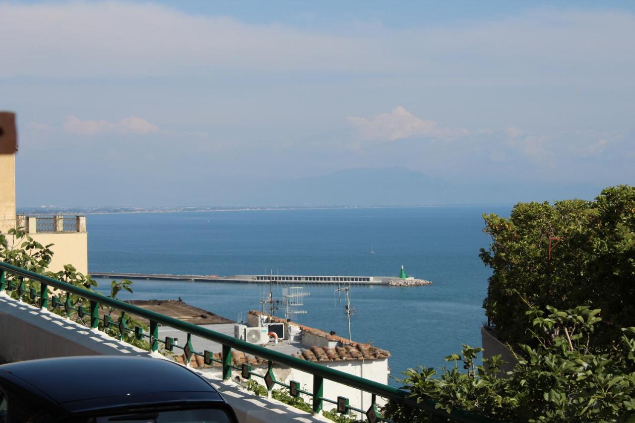 Verdemare Charming Accommodation In Vietri Sul Mare - Amalfi Coast Exterior foto